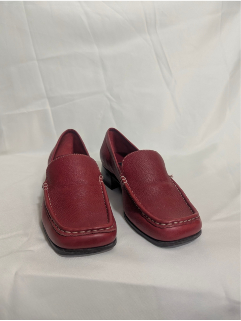 Etienne Aigner Vintage Quiz Dark Red Leather Loafers Size 7 - Picture 9 of 12